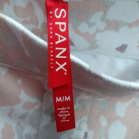 SOLD**SOLD**Spanx Leggings Jean-ish 🌺 - Picture 7 of 7